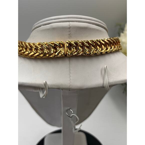 Ciner Authentic Vintage Polished Herringbone Wheat Link Heavy Chain Necklace - Picture 4 of 10
